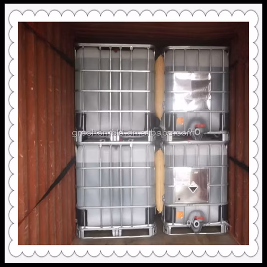 4차 암모늄염 25136을 사용하는 헤어 케어 제품